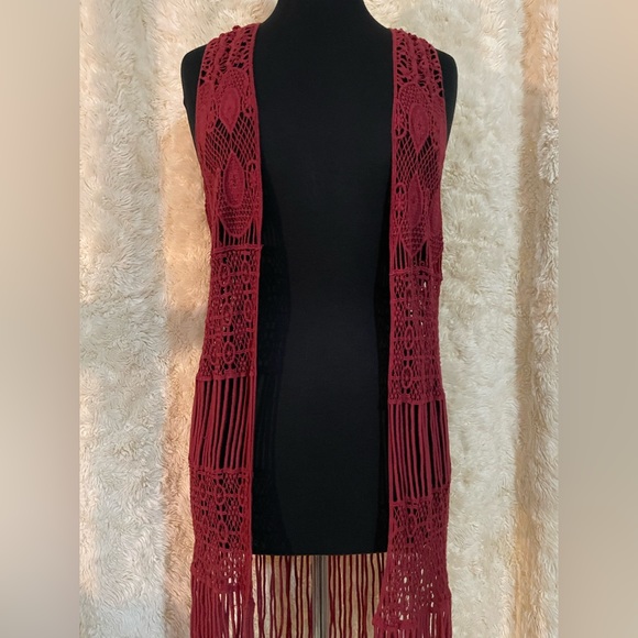 NWT GARAGE FRINGED CROCHET VEST - Picture 1 of 3